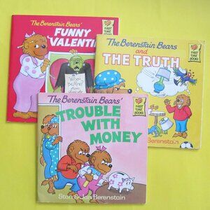 Lot of 3 Berenstain Bears books